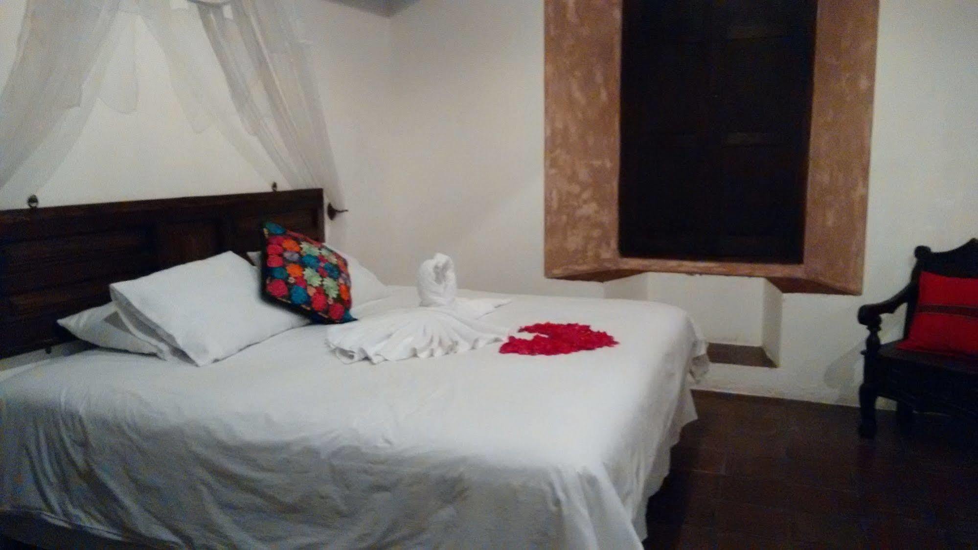 Hotel Monasterio Antigua Bagian luar foto