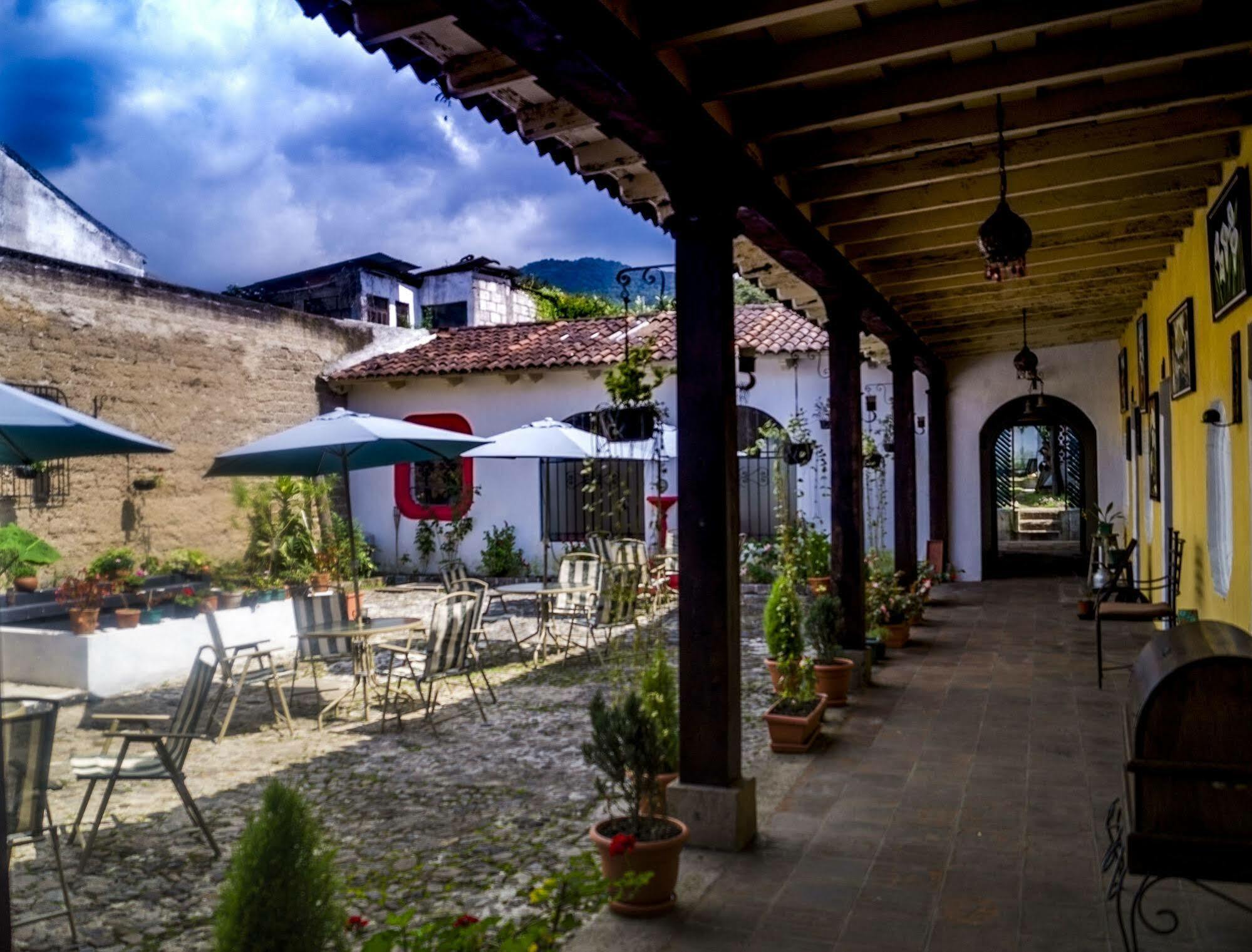 Hotel Monasterio Antigua Bagian luar foto